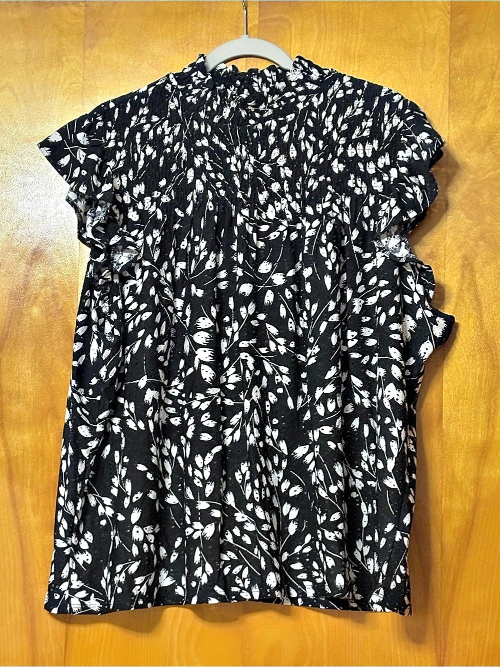 belldini Floral Smocked Blouse in Black & White NWT 3X